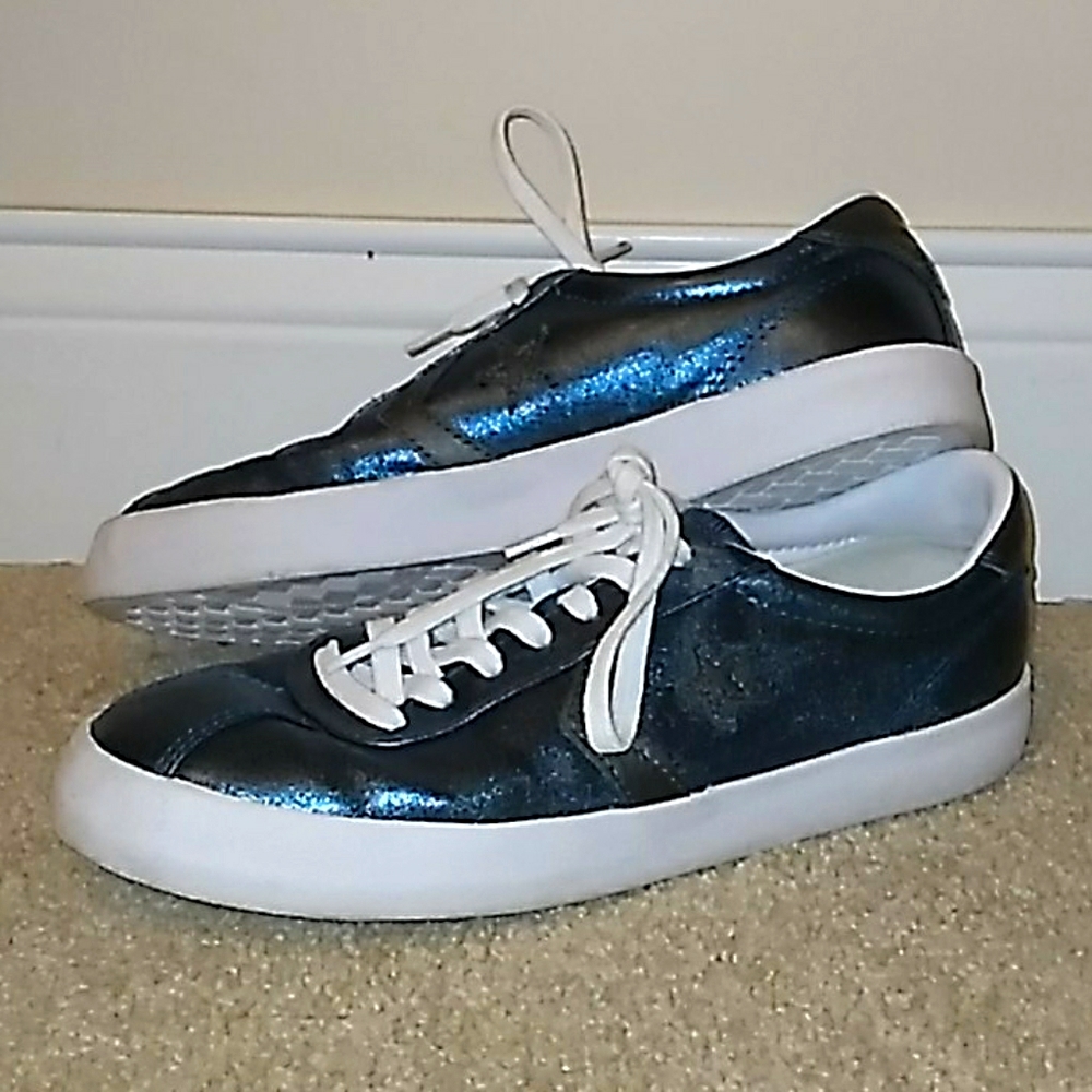 Converse low tops